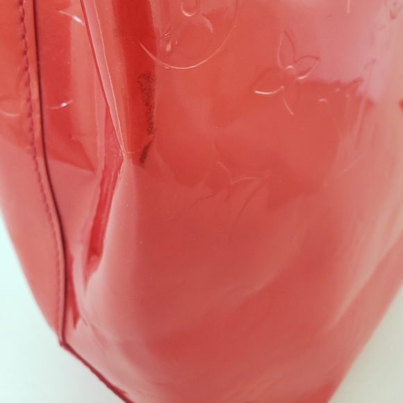Louis Vuitton The Reade Tall MM Vernis LV Monogram purse - Picture 9 of 13